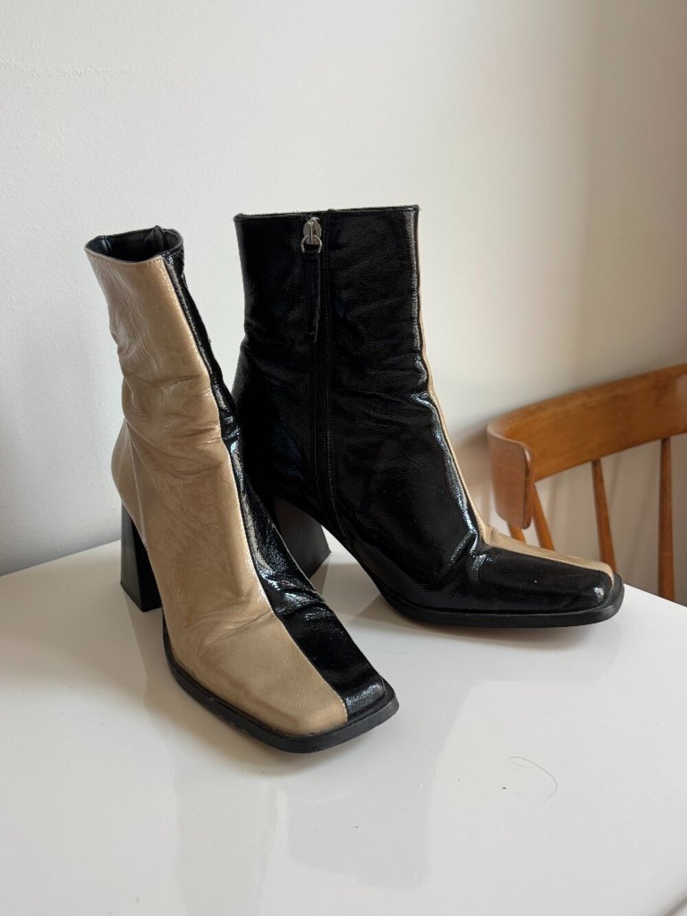 ALOHAS South Bicolor Boots - Black And Tan